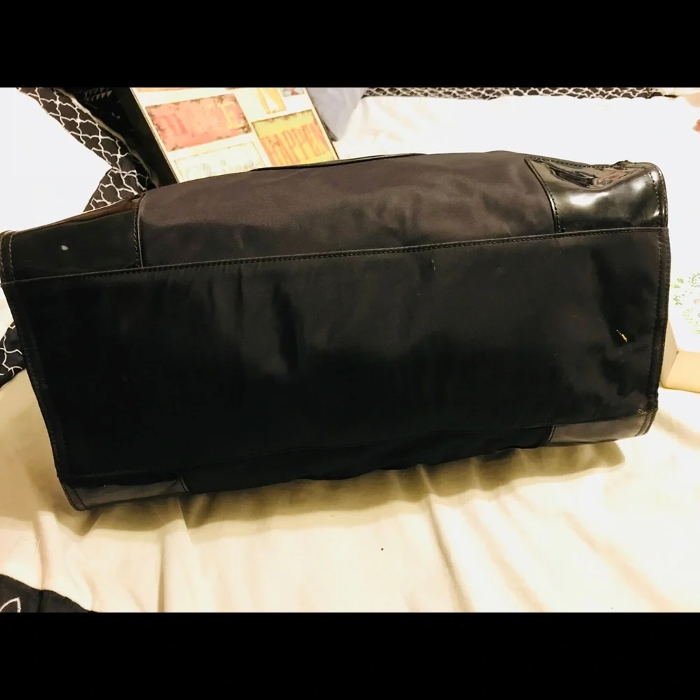 🌹Tory Burch Ella Black nylon/leather large tote🌹 - Picture 7 of 8
